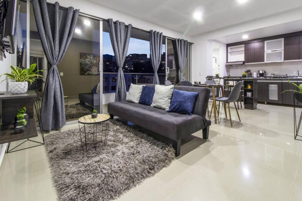 Amplio Apartamento En Calasanz - Estadio 麦德林 外观 照片