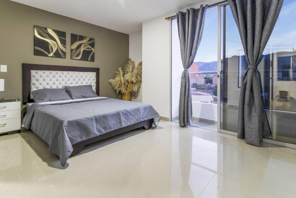 Amplio Apartamento En Calasanz - Estadio 麦德林 外观 照片