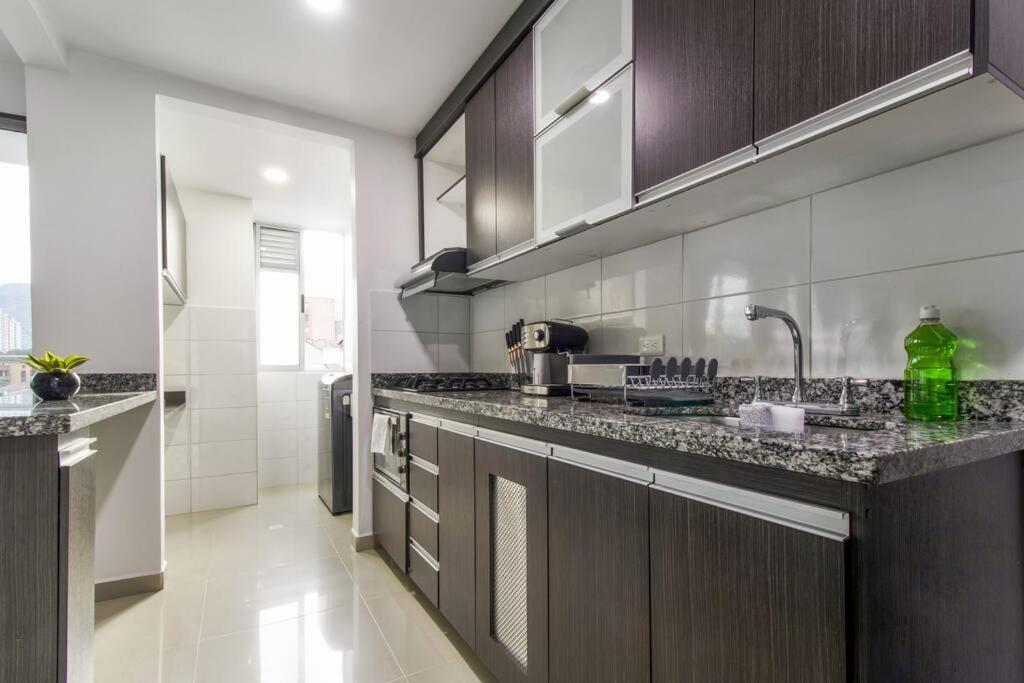 Amplio Apartamento En Calasanz - Estadio 麦德林 外观 照片